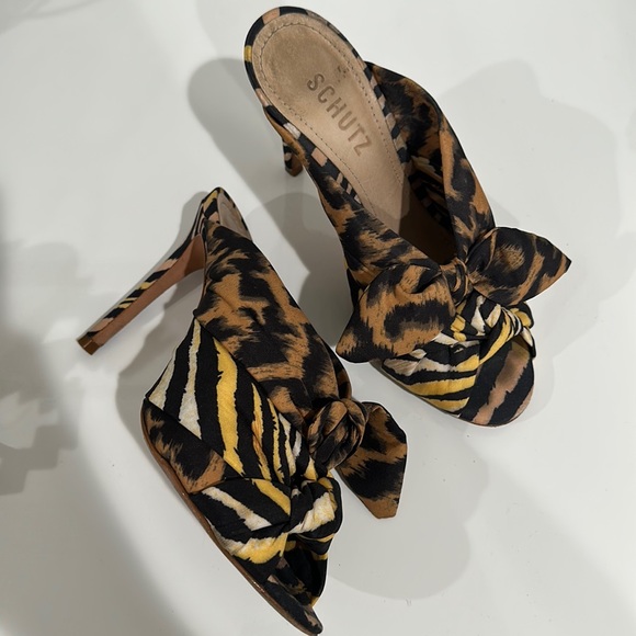 Leopard High Heels - Picture 2 of 2